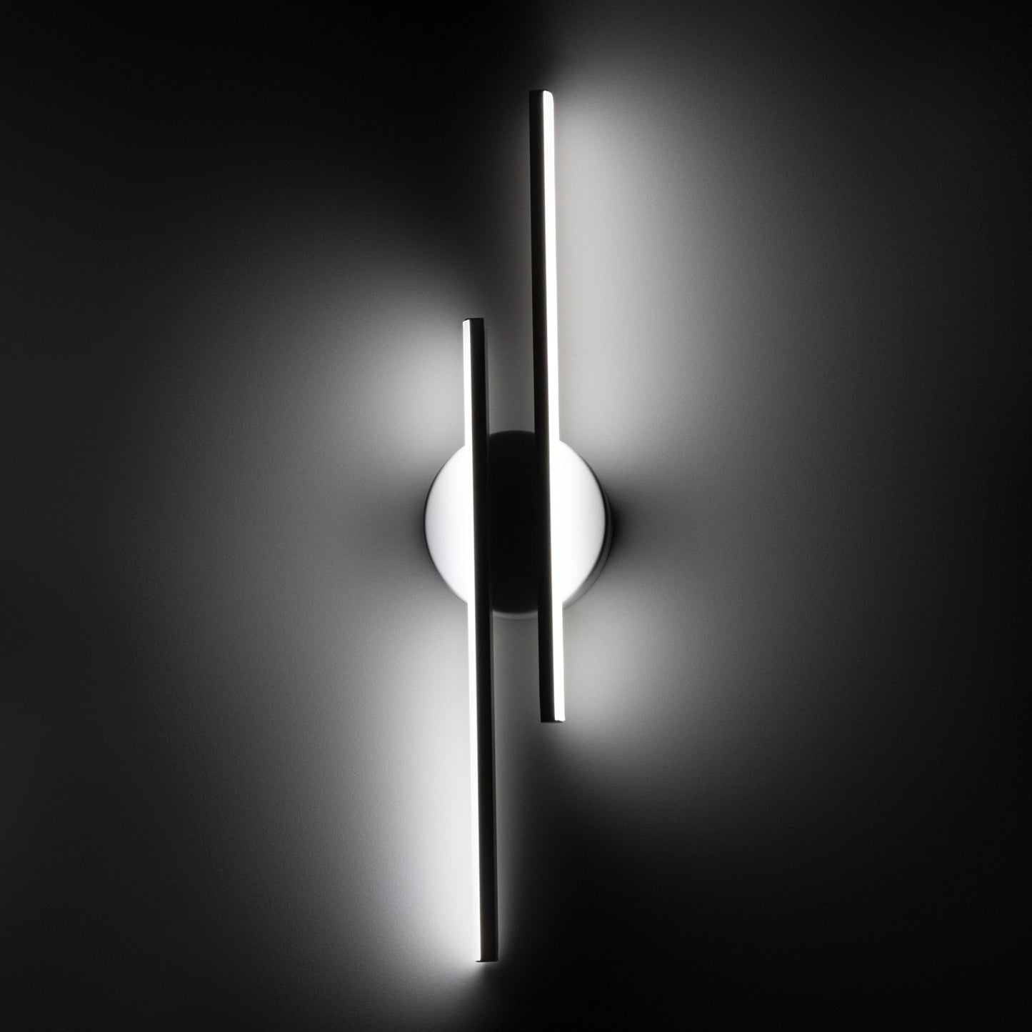 Arrovia | Contemporary LED Wall Light For Living Rooms