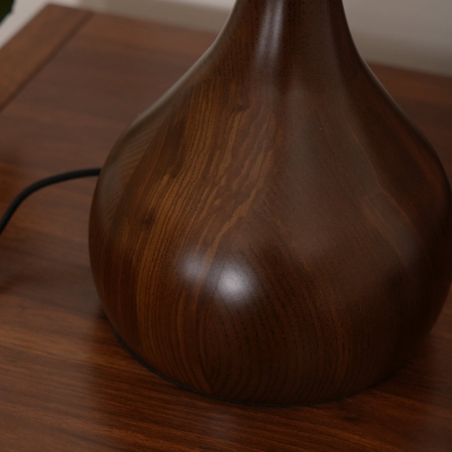 Averly | Wood & Brass LED Table Lamp For Ambient Lighting