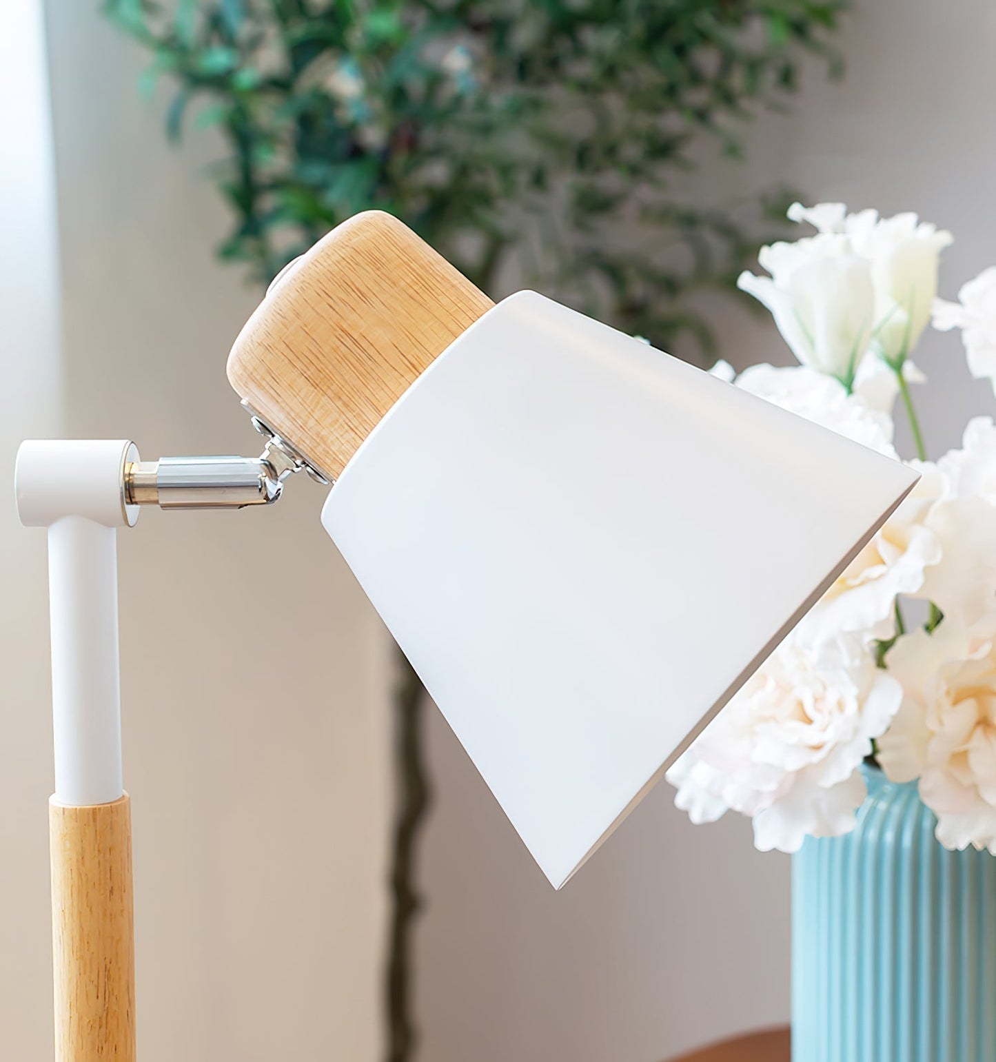 Aurelle Minimal White Metal Desk Lamp With Wood Base
