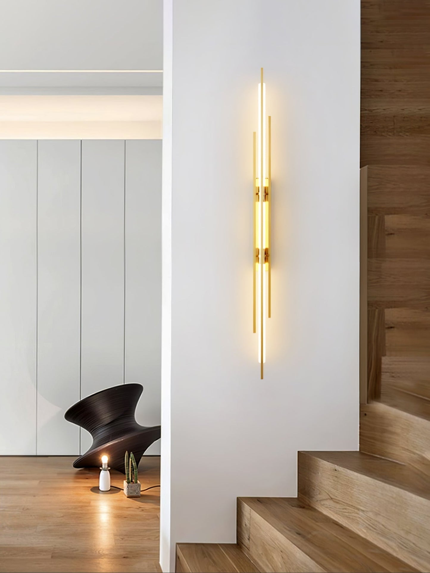Aurelin | Opulent Gold Wall Sconce For Elegant Rooms