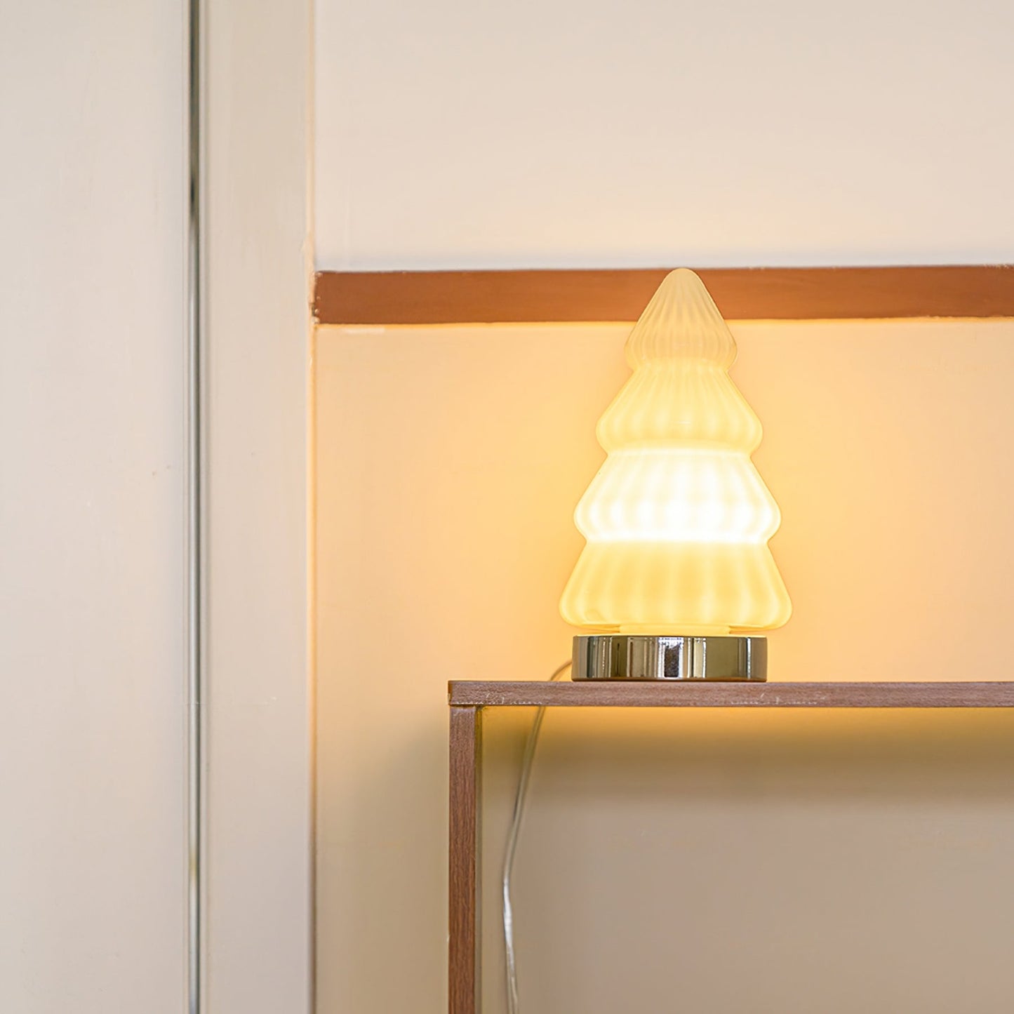 Arbora Refined Tree-Inspired Table Lamp For Home Decor