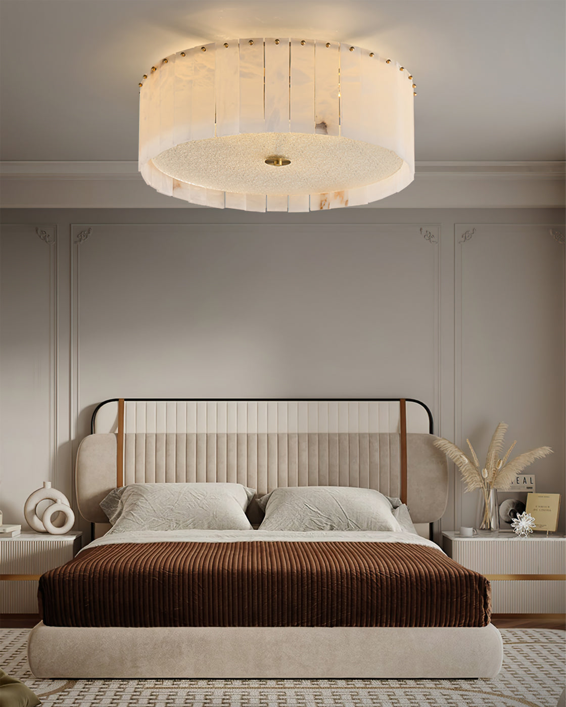 LumaAlba | Ceiling Lamp With Alabaster Panels and Brass