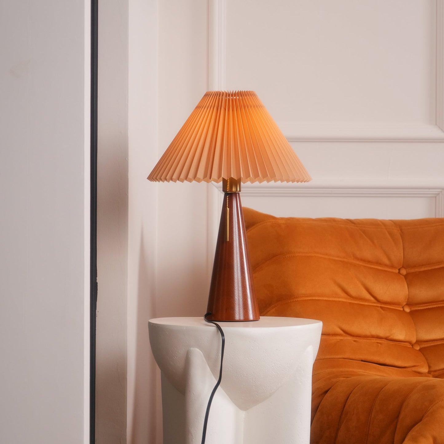 MarlowGlow | Elegant Wood & Metal Table Lamp, Beige Finish
