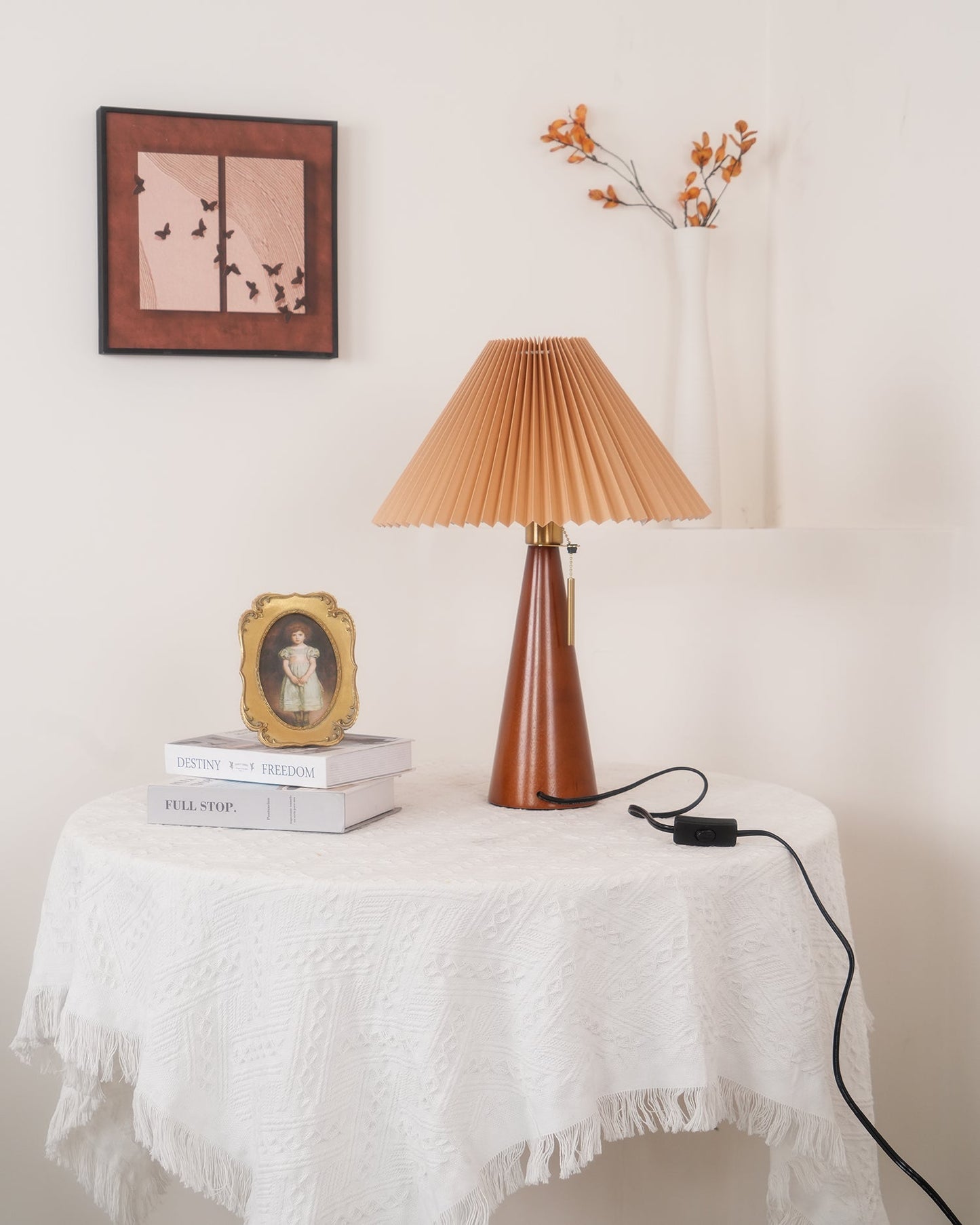 MarlowGlow | Elegant Wood & Metal Table Lamp, Beige Finish
