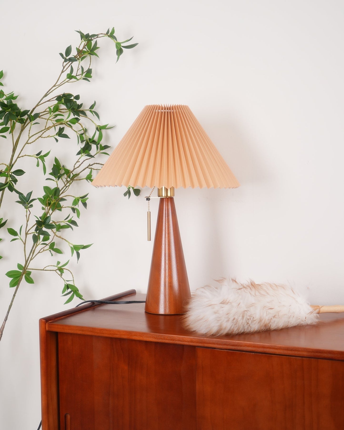 MarlowGlow | Elegant Wood & Metal Table Lamp, Beige Finish