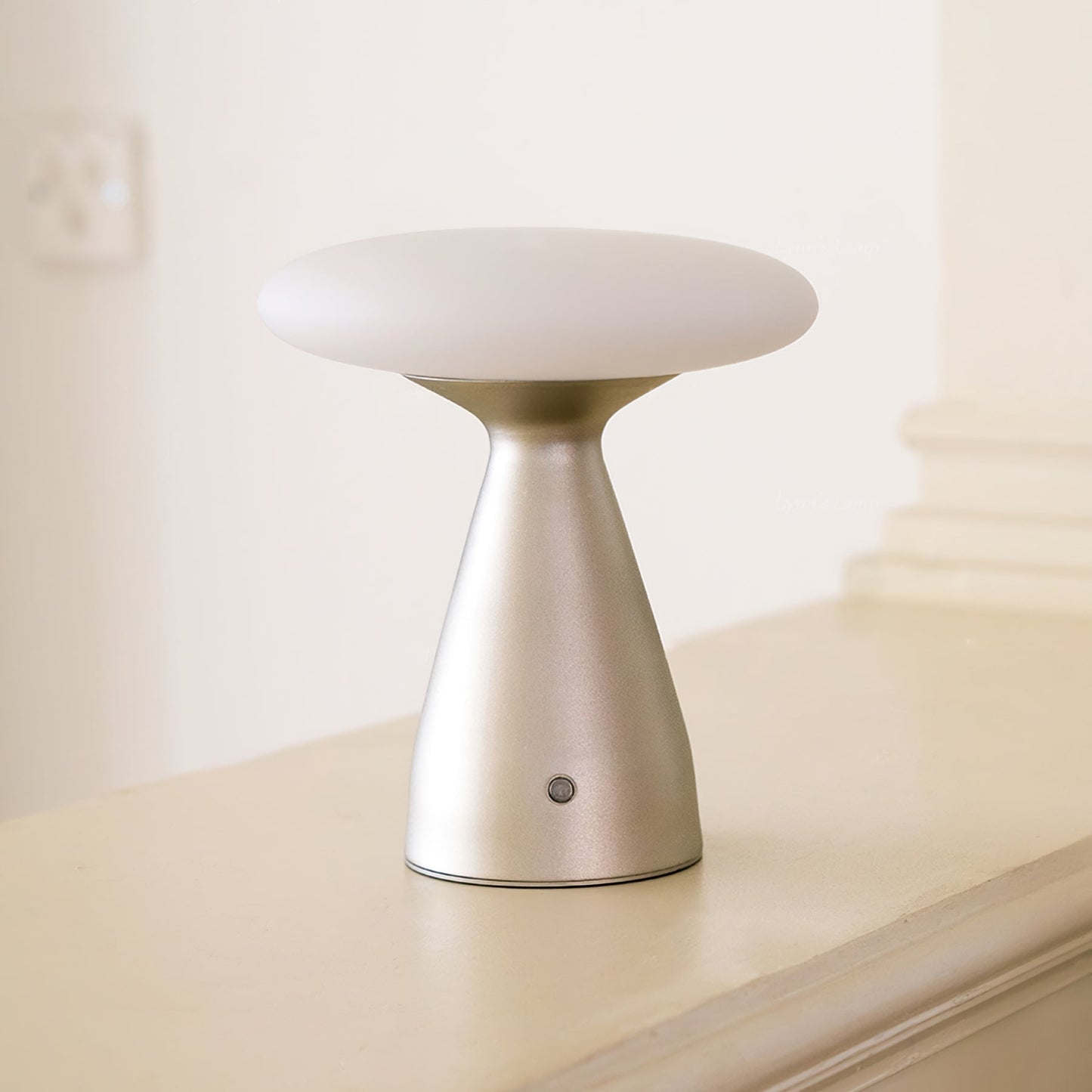 Korvian | Modern Desk Lamp With Glass Shade, Ambient Glow