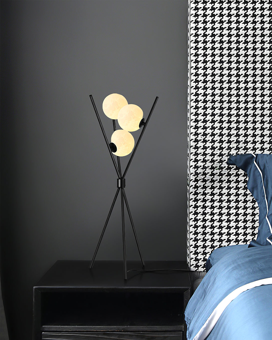 Marinella Elegant Table Lamp For Sofas And Armchairs
