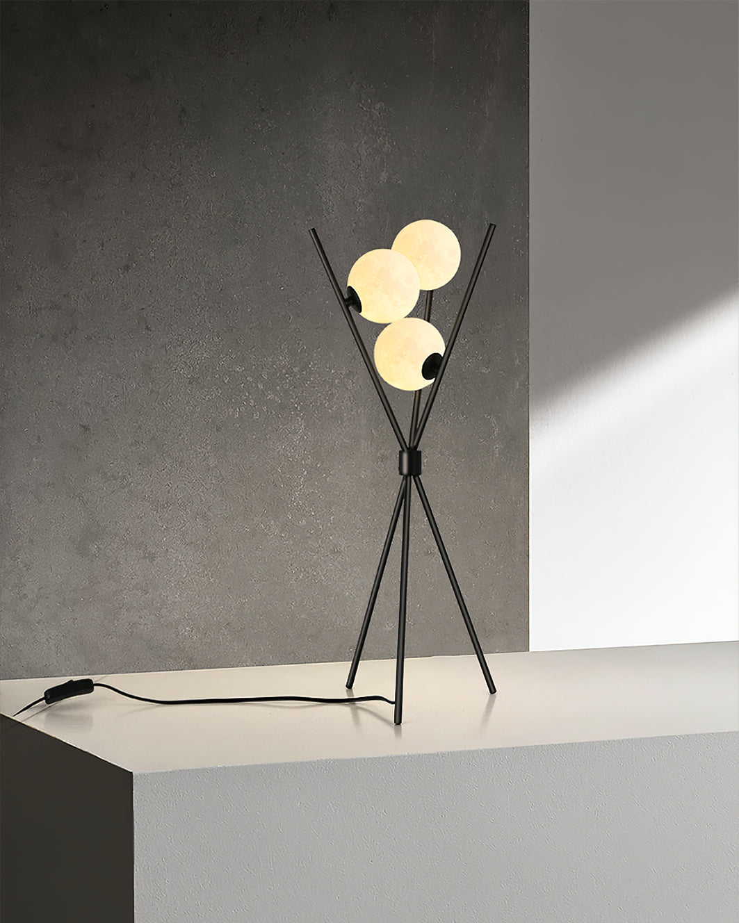Marinella Elegant Table Lamp For Sofas And Armchairs