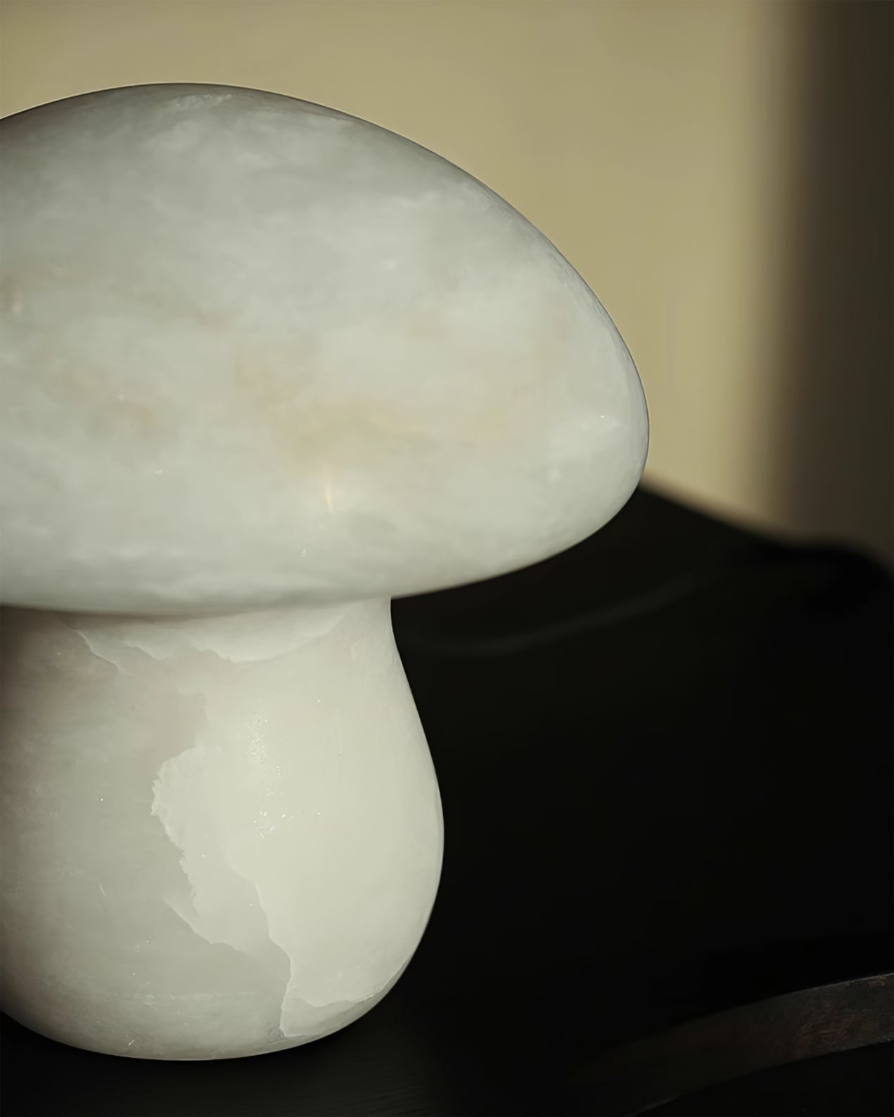 AuroraMoss Mushroom Alabaster Table Lamp With Warm Glow