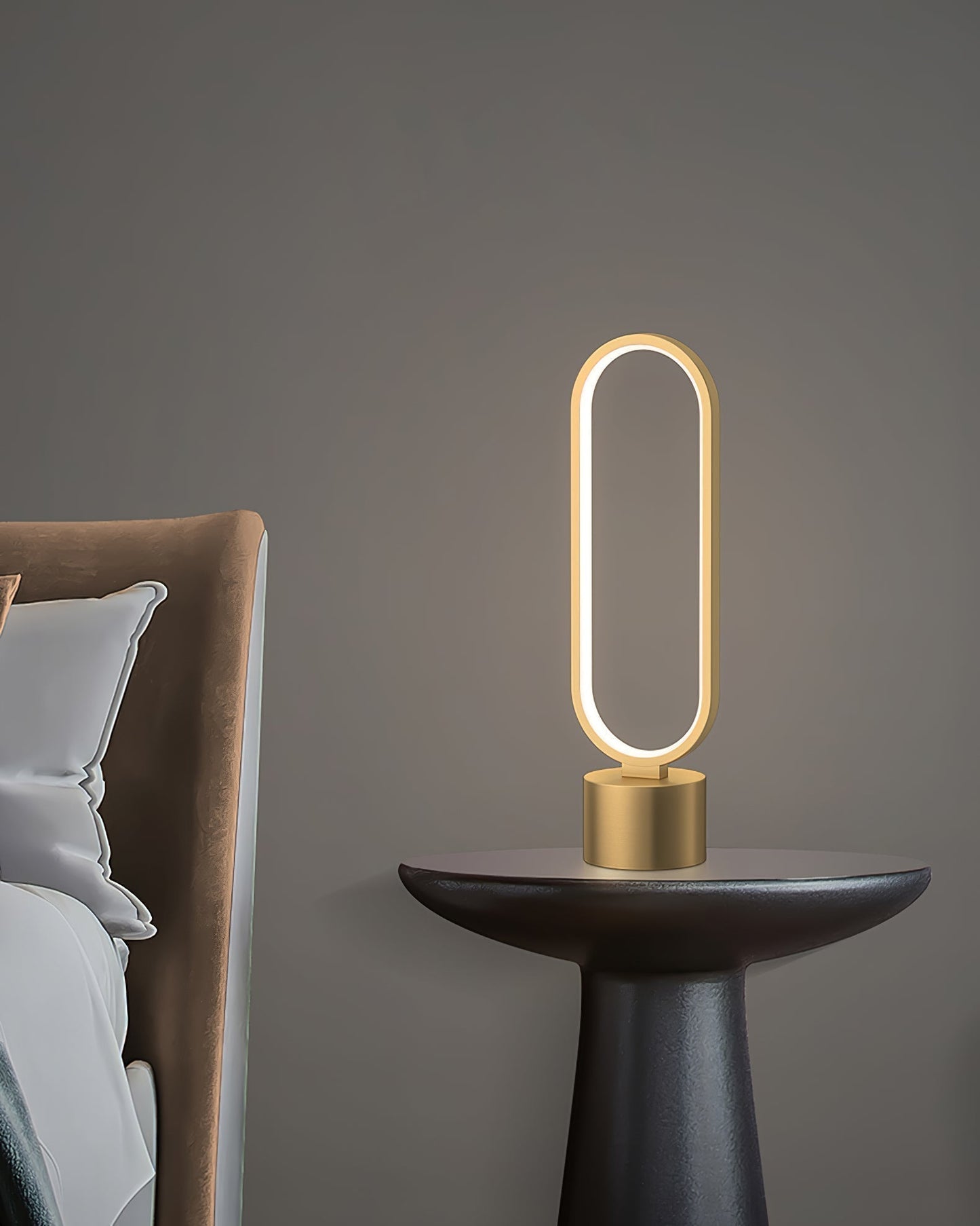 Avelon | Table Lamp With Integrated LED And Brass Accents