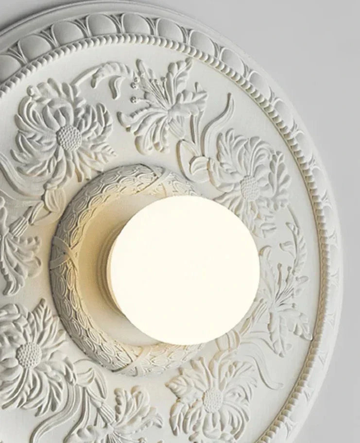 Vellora Classic Retro Wall Lamp for Luxury Interiors