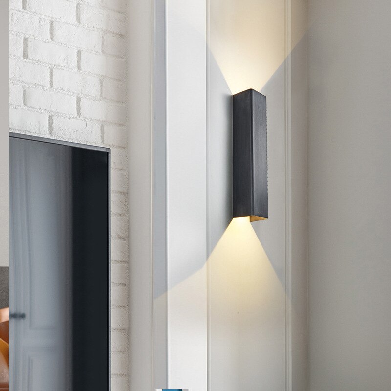 LumaVerve | Sleek Outdoor Lamp For Modern Patio And Garden