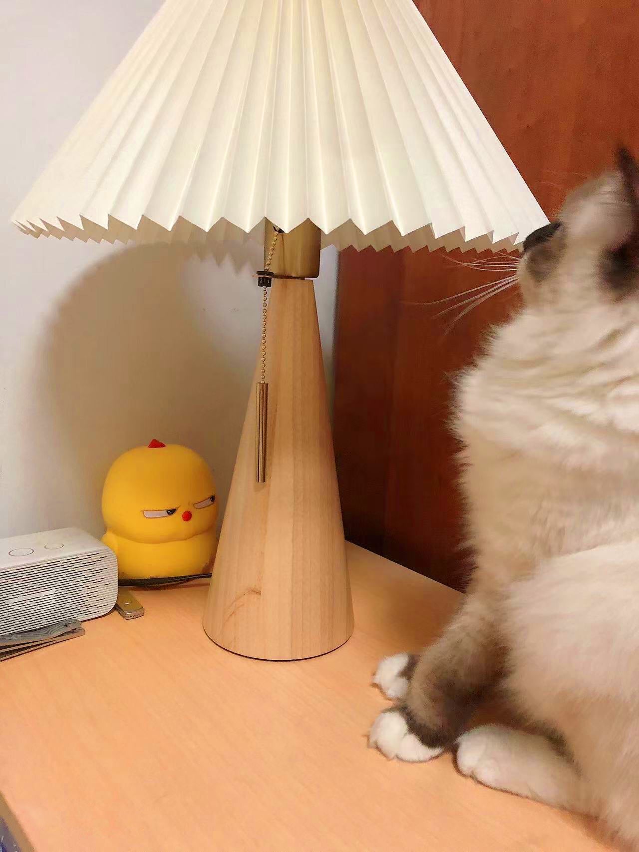 MarlowGlow | Elegant Wood & Metal Table Lamp, Beige Finish