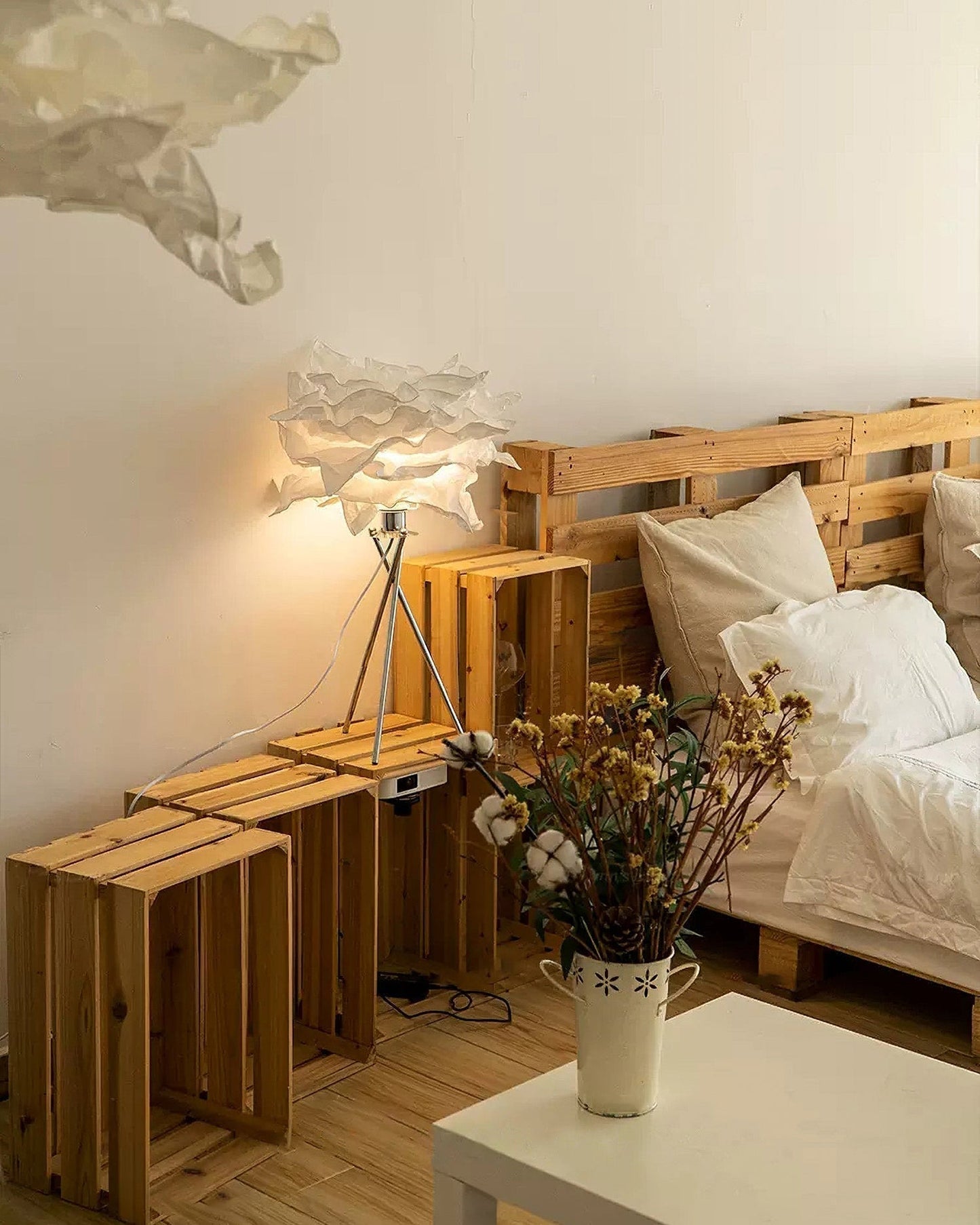 AeriaGlow | Cloud-Inspired Paper Art Table Lamp Soft Glow