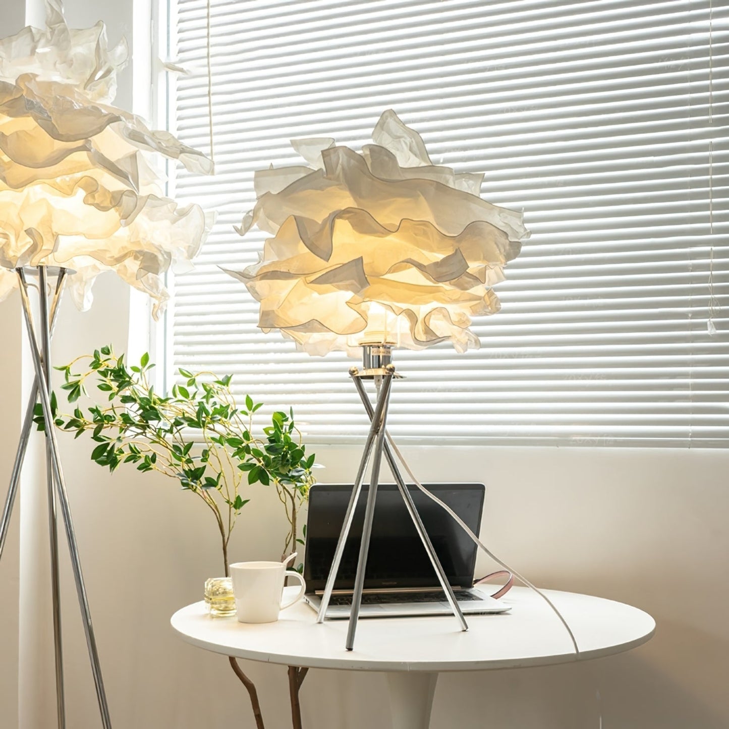 AeriaGlow | Cloud-Inspired Paper Art Table Lamp Soft Glow
