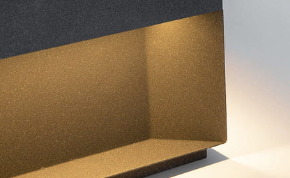 Solvra Weather-Resistant Outdoor Lamp With Smart Sensor